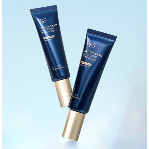 Black Snail Glutathione Tone-Up Sun [SPF50+/PA++++] - Image 2