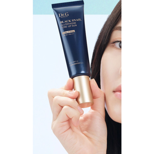 Black Snail Glutathione Tone-Up Sun [SPF50+/PA++++] - Image 4