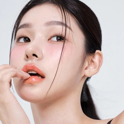 Gleaming Glow Tint, 5ml, 02 Peach Marmalade, 1pack - Image 3