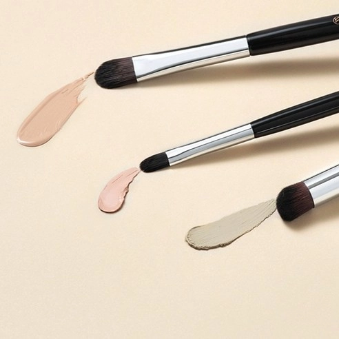 Concealer Brush 484, 1pack - Image 3