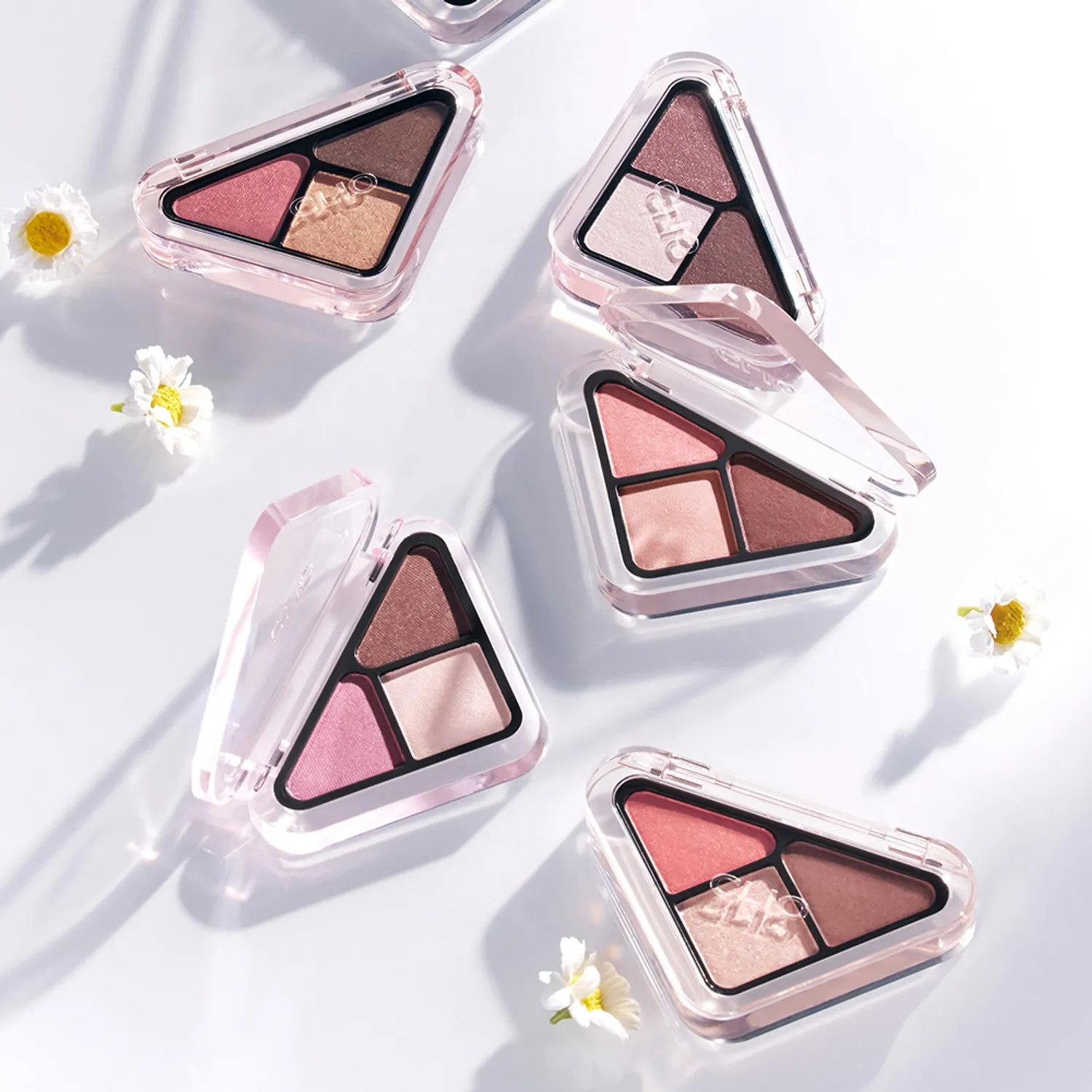 Essential Shadow Tap, 1.5g, 01 Portable Beige, 1pack - Image 2