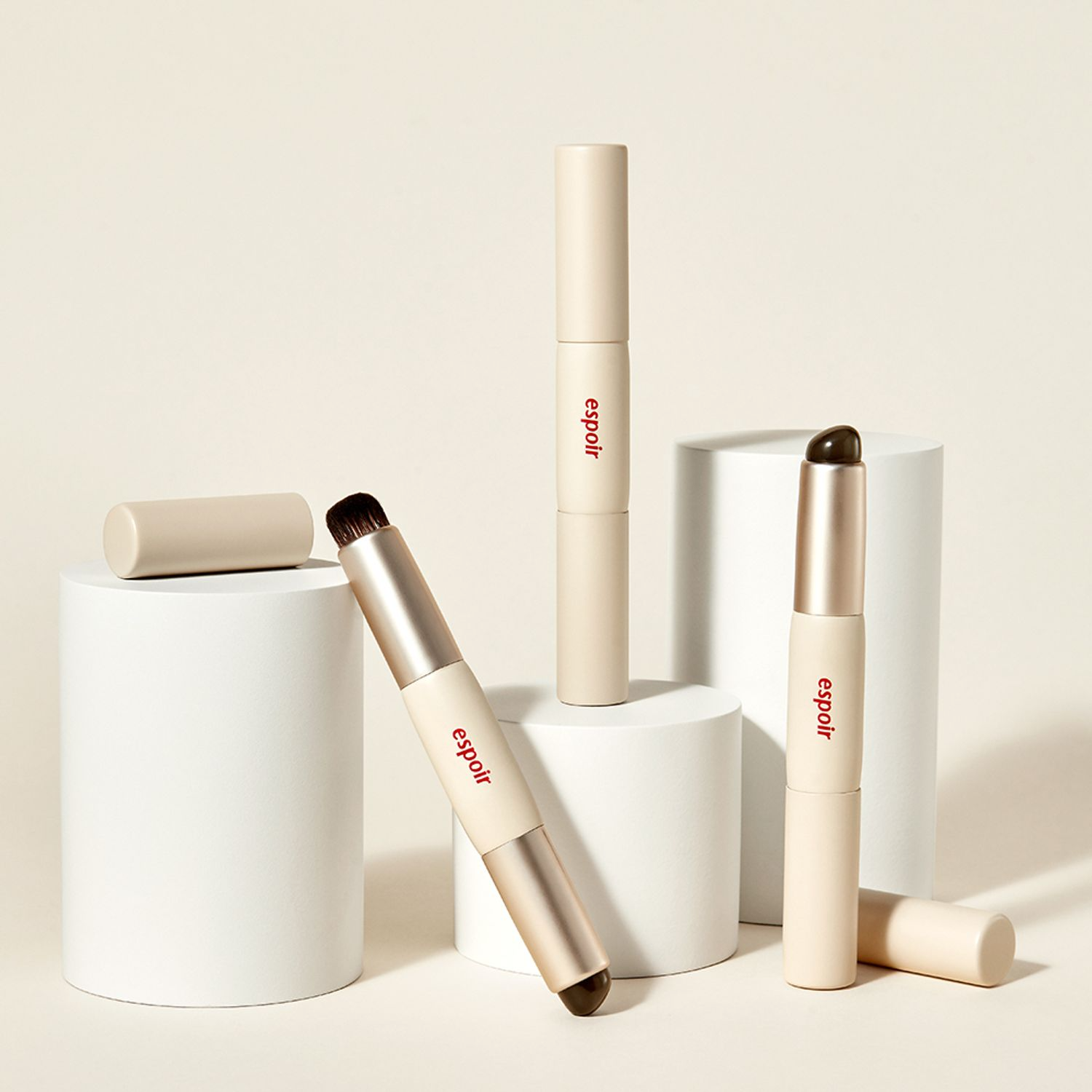 Dual Smudging Lip Brush, 1ea, 1pack - Image 2