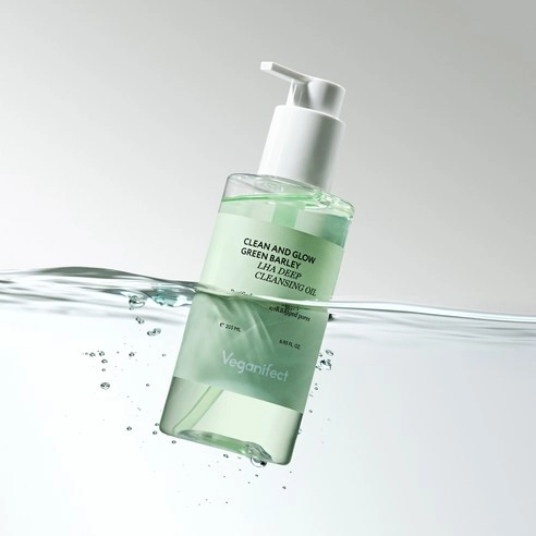 Clean & Glow Green Barley LHA Deep Cleansing Oil - Image 7
