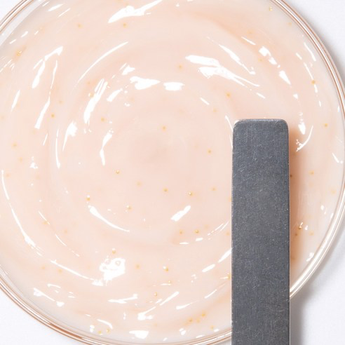 Vitalizer Whitening Sleeping Pack - Image 4