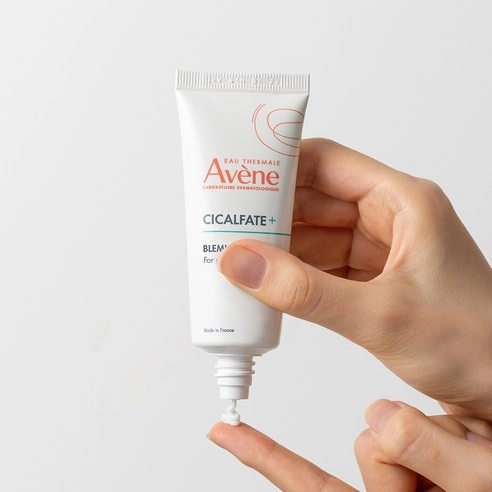 Cicalfate+ Blemish 365 Scar Repair Cream - Image 3