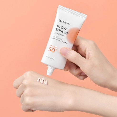 LEADERS Glow Tone Up Sun Cream [SPF 50+/PA++++], 50ml, 2packs - Image 3
