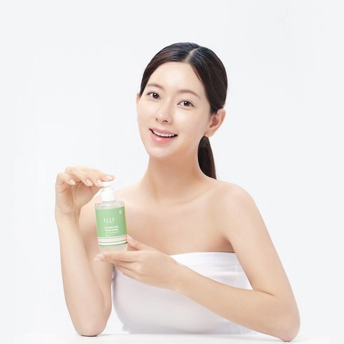 Eau Thermale Green Barley Gel Cleanser - Image 4