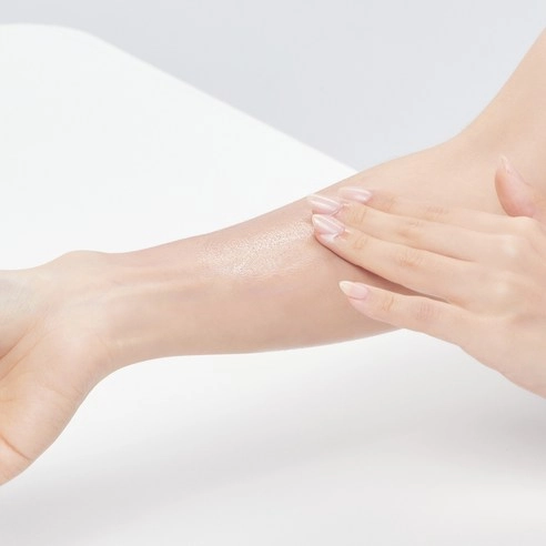 Eau Thermale Green Barley Cleansing Balm - Image 5