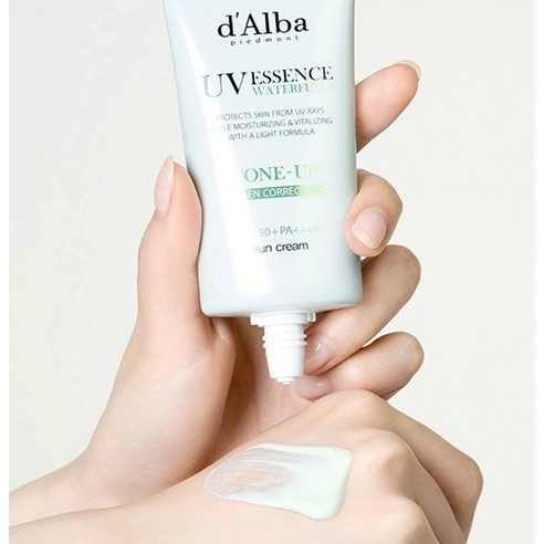 Waterful Tone-up Sun Cream (Green) [SPF50+/PA++++] - Image 7