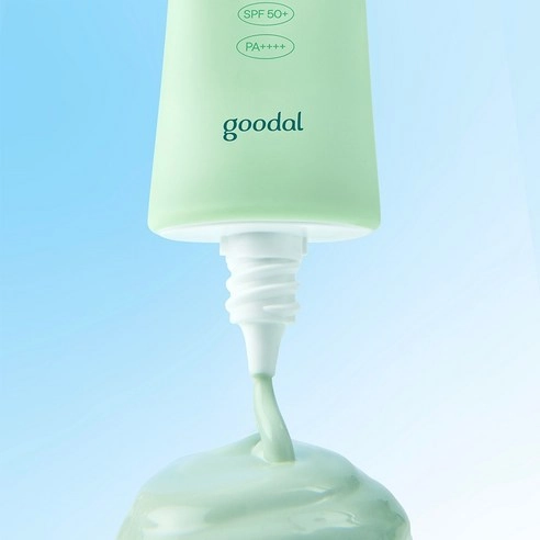 Heartleaf Soothing Tone-up Sun Cream (Green Correcting) [SPF50+/PA++++] - Image 3