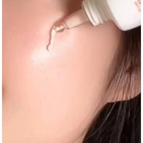 Vitamin C Tone-Up Sunscreen [SPF50+/PA++++] - Image 6