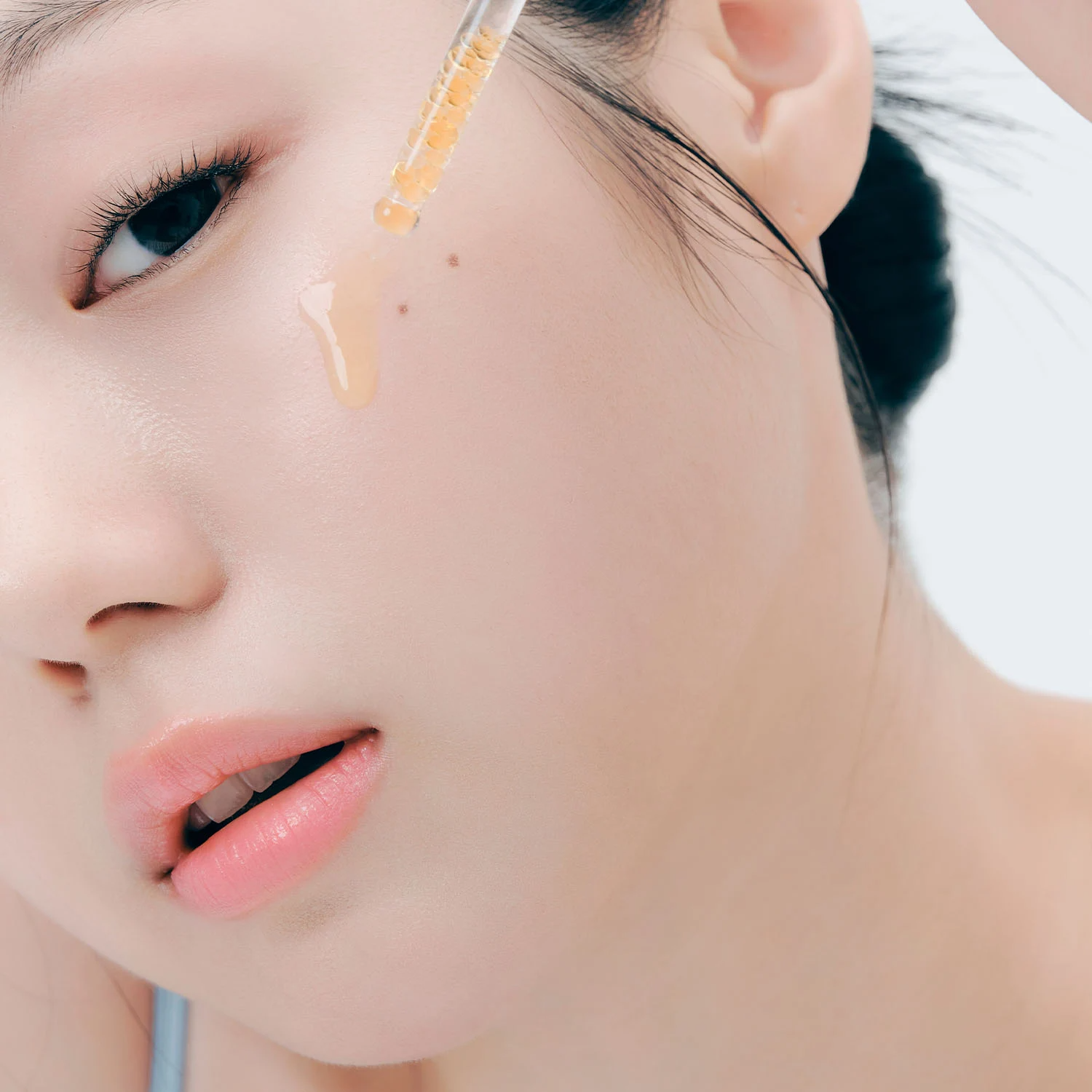 Brightening Bouncy Boost Serum, 30ml - Image 5