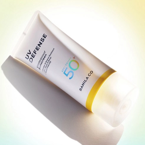 UV Defense Waterproof Sunscreen [SPF50+/PA++++] - Image 3