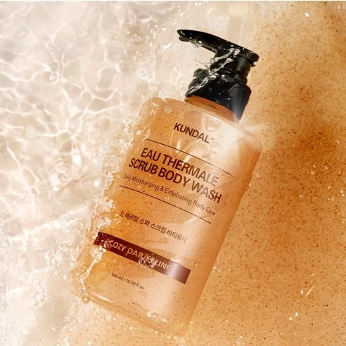 Eau Thermale Scrub Body Wash [Cozy Dazzling], 500ml, 1pack - Image 2