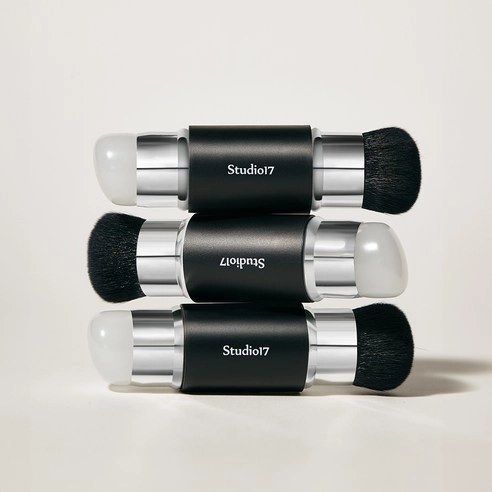 Dual Silicone Blusher Brush, 1pack - Image 3