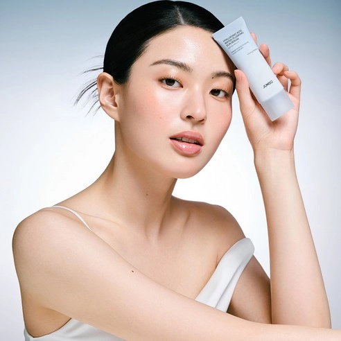 Hyaluronic Acid Water Plumping Sun Serum, 40ml, 1pack - Image 4