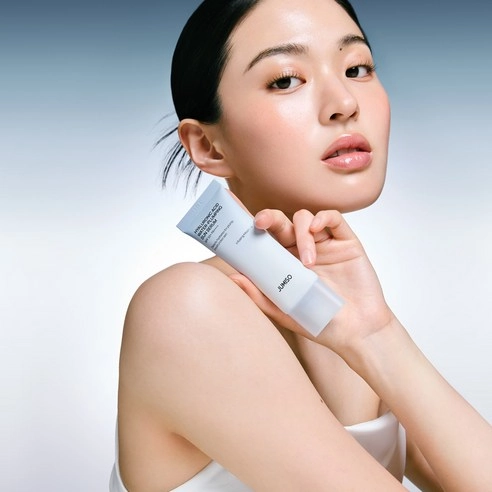 Hyaluronic Acid Water Plumping Sun Serum, 40ml, 1pack - Image 5