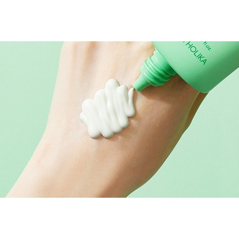 Aloe Cica Waterproof Sun Cream [SPF50+/PA++++] - Image 2