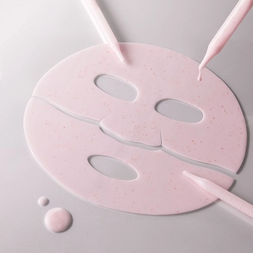 Plum Peptide Plumping Gel Mask - Image 3