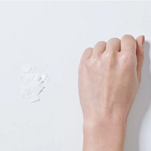 Urban shade Peach-like Tone-up Sun Stick [SPF50+/PA++++] - Image 7