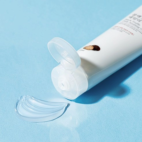 Black Truffle Daily Soothing Gel - Image 3