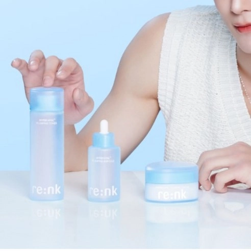 Hyper Hyal™ Plumping Ampoule - Image 6