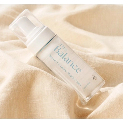 The Balance Biome Feminine Cleansing Foam [Unscented], 150ml, 1pack - Image 2