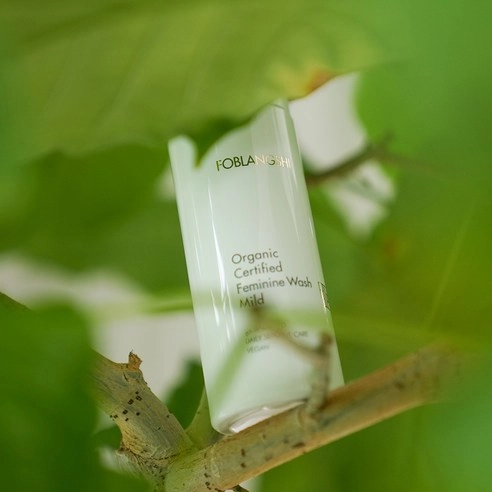 Organic Certified Feminine Wash Mild, 150ml, 1pack - Image 3