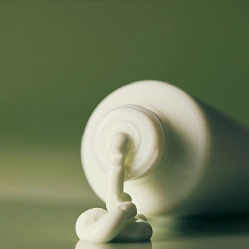 Circulating Massage Cream [Juniper Berry & Lemon], 100ml, 1pack - Image 4