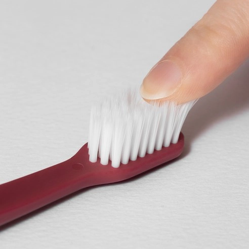 Small Toothbrush with Ultra-fine Bristles - Image 8
