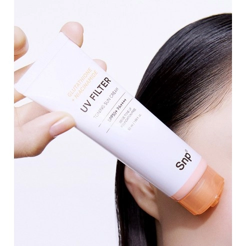 Glutathione Niacinamide UV Filter Toning Sun Cream [SPF50+/PA++++] - Image 2