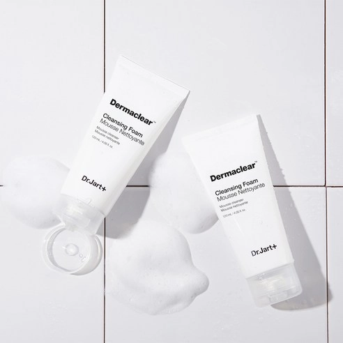 Dermaclear Cleansing Foam - Image 3