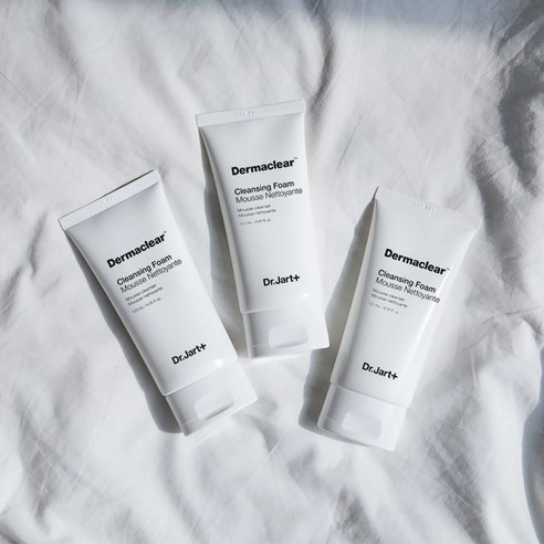Dermaclear Cleansing Foam - Image 4