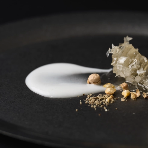 Yogurderm Deep Cleansing Milk, 300ml, 1pack - Image 3