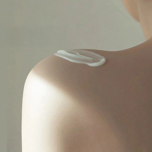 Oatmeal Moisture Skin Relief Body Lotion [White Musk Scent], 680ml, 1pack - Image 2