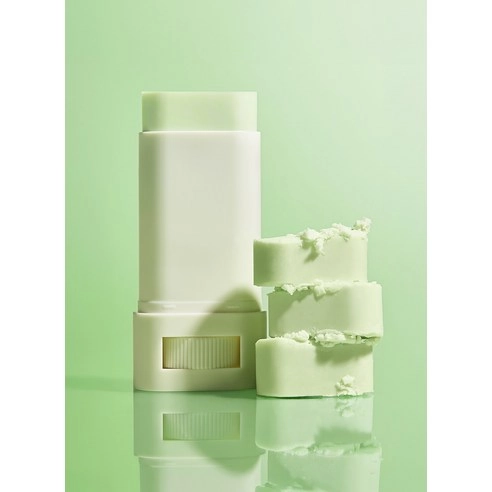 Mugwort + Camelia Matte Sun Stick [SPF50+/PA++++], 18g, 1pack - Image 3