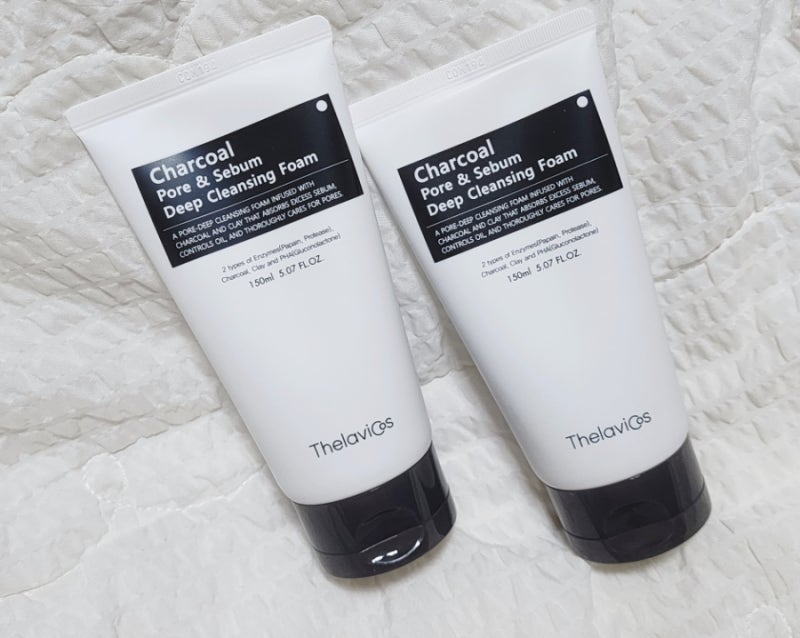 Charcoal Pore & Sebum Deep Cleansing Foam - Image 2