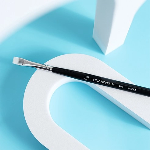 263 Square Eyeliner Brush, 1ea, 1pack - Image 3