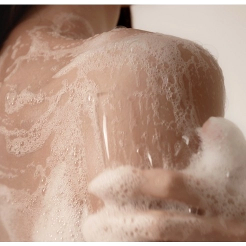 Happy Breeze Perfume Body Wash - Image 2