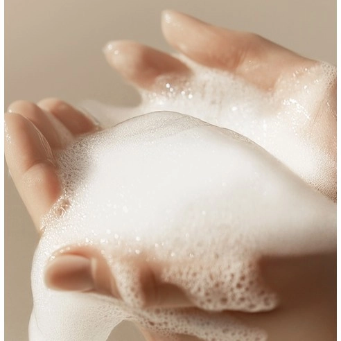 Happy Breeze Perfume Body Wash - Image 3