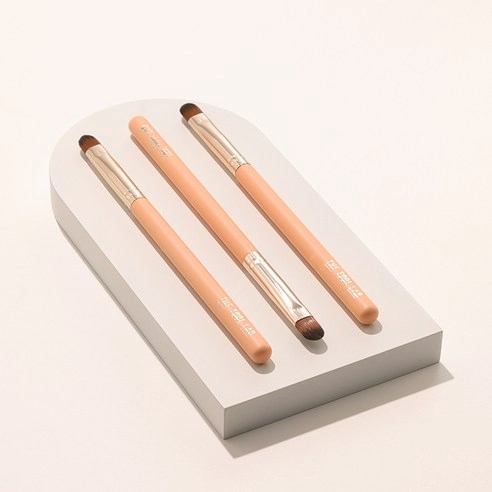 211 Lip and Concealer, 1pack - Image 5