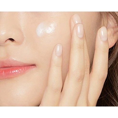 The Chok Chok Green Tea Watery Lotion - Image 7