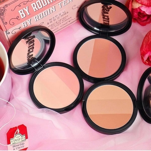 Artclass by Rodin Blusher, 8.7g, De Mauve, 1pack - Image 2