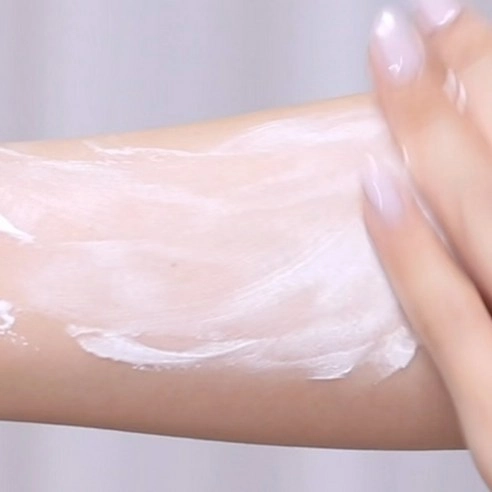 Secret Solution Wedding Dress White Cream, 100ml, 1pack - Image 7