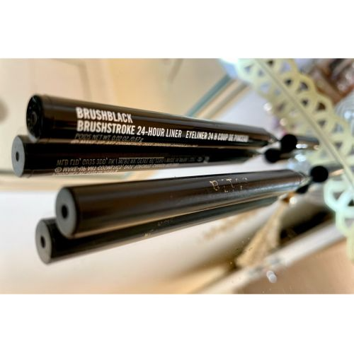 Brushstroke 24-Hour Liner, 0.67g, Brush Black, 1pack - Image 2