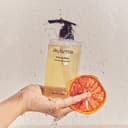 Viva La Pink Perfumed Body Wash - Image 2