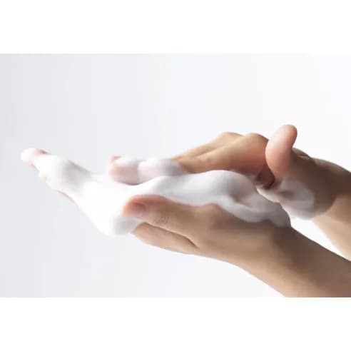 Rice Water Bright Facial Foaming Cleanser, 150ml - Image 2