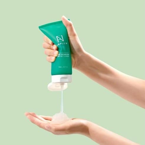 Centella Calming Shot First Gel Cleanser - Image 4