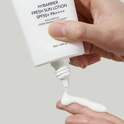 High Barrier Fresh Sun Lotion [SPF50+/PA++++] - Image 8