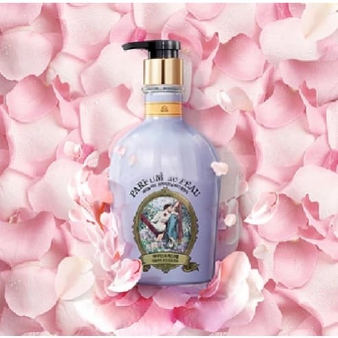 Parfum De Peau Iris & Musk Body Cleanser - Image 3